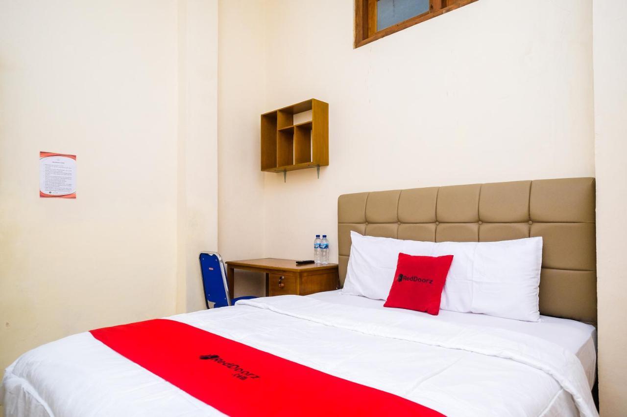 Reddoorz Syariah @ Griya Thamrin Manahan Solo المظهر الخارجي الصورة