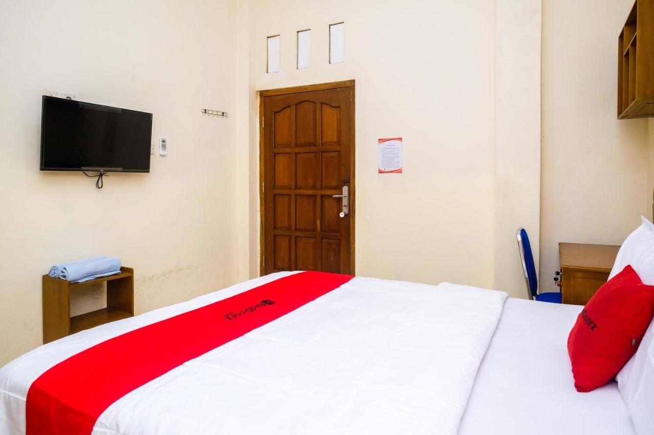 Reddoorz Syariah @ Griya Thamrin Manahan Solo المظهر الخارجي الصورة